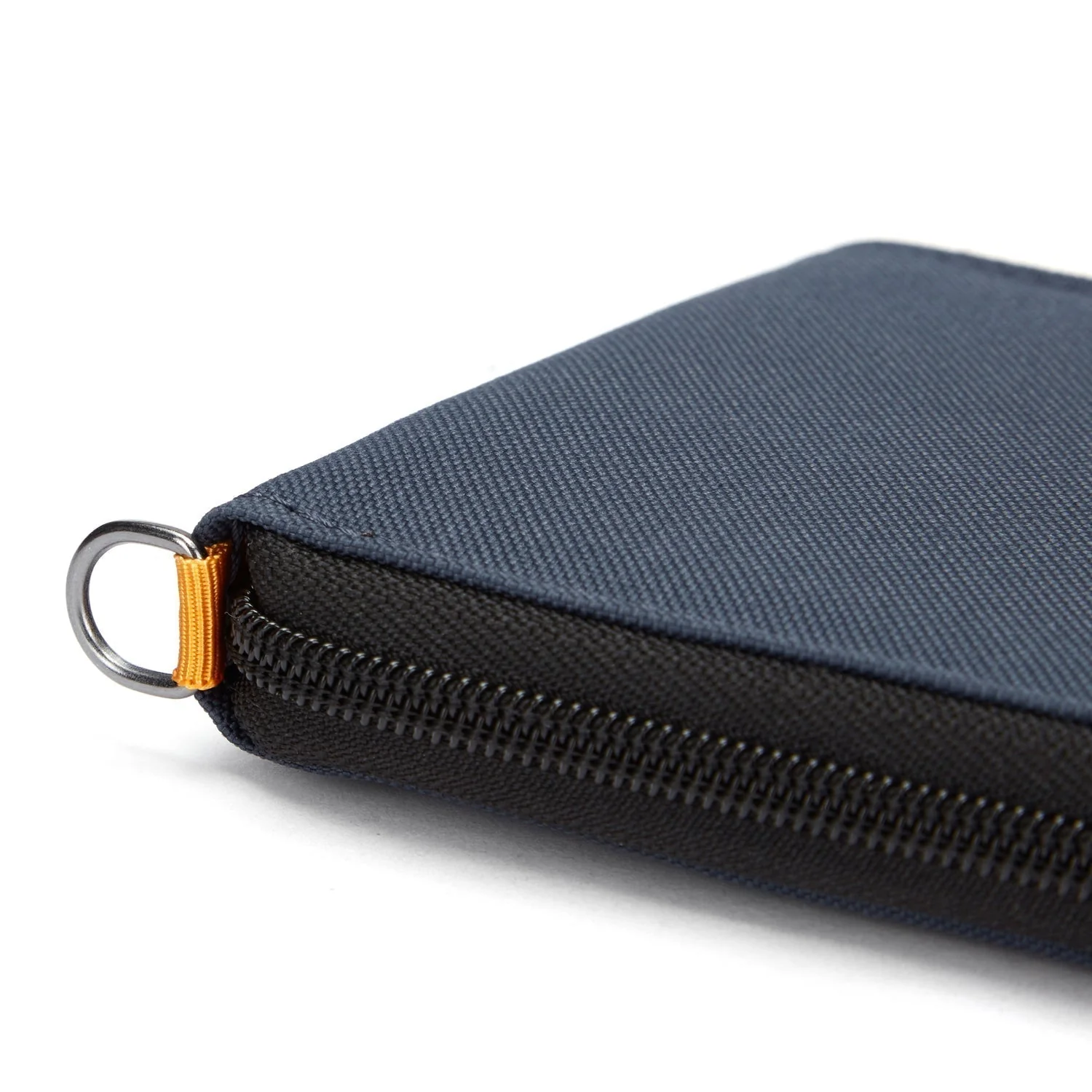 Pacsafe® RFIDsafe™ RFID blocking zip around wallet - Image 6